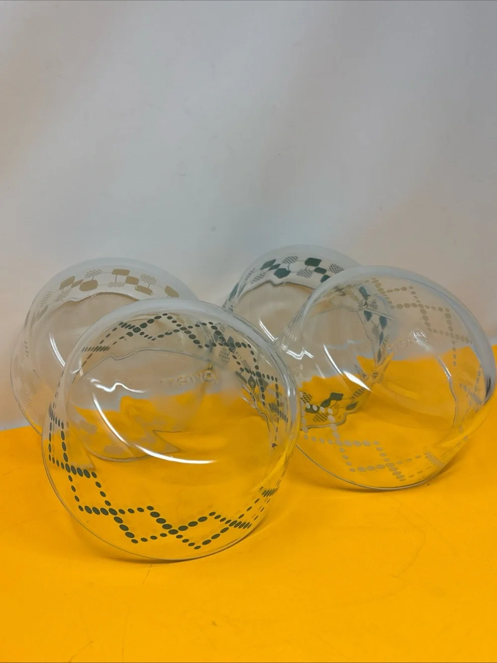 4 pc Stack of Vintage PYREX Glass Bowls with Blue and White Geometric Print used - Picture 5 of 16